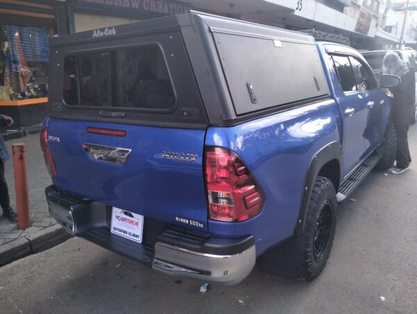 Toyota Hilux Double cab Hardtop Canopy