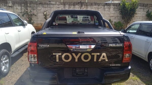Manual Roller Shutter Fit Toyota Hilux