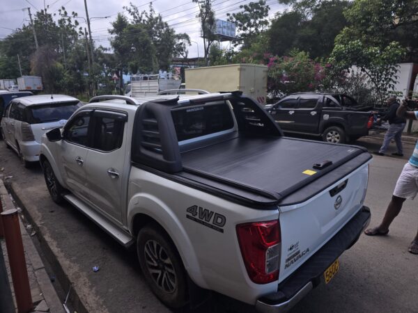 Nissan Navara Manual Roller Shutter