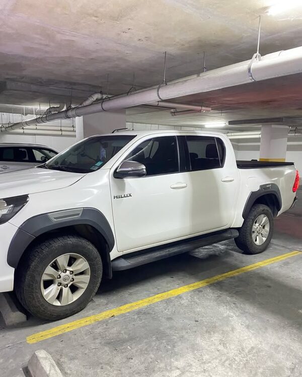 Toyota Hilux Smooth Slim Fender Flare