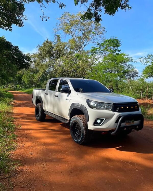 Toyota Hilux Smooth Slim Fender Flare