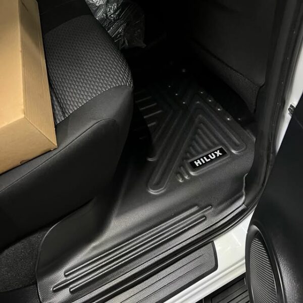 5D TPE Car Floor Mats for Toyota Hilux