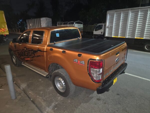 Lockable Hard Tri-Fold Cover Fit Ford Ranger