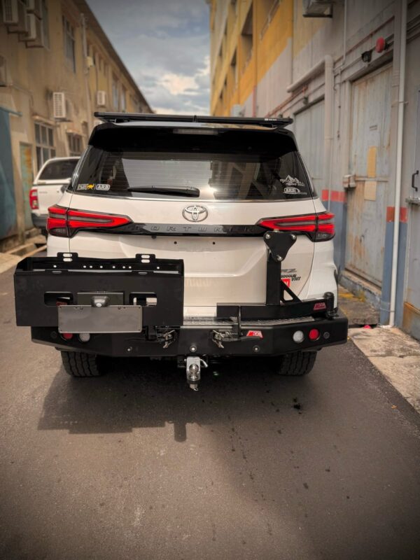 Rear Bull Bar For Toyota Fortuner