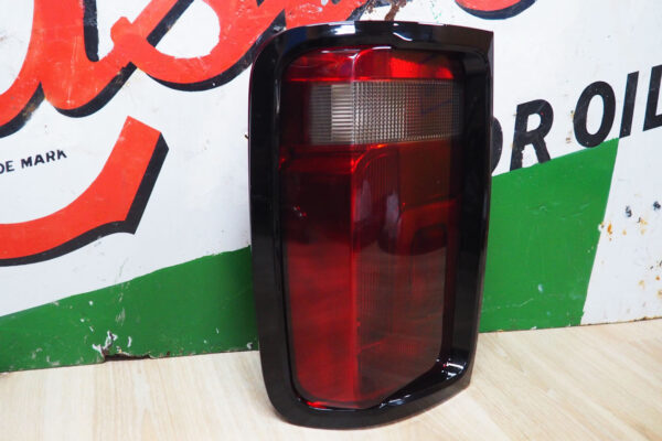 Volkswagen Amarok 2010+ Tail Light Covers