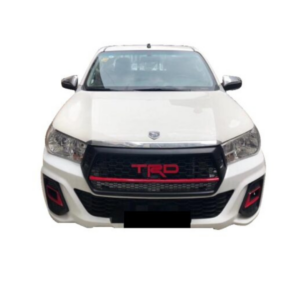 Toyota Hilux Rocco 2018-2020 TRD Type Middle Grille Type 2